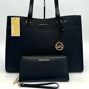Michael Kors Large MF Pocket Shoulder Tote Bag & Continental Wallet Black/Gold